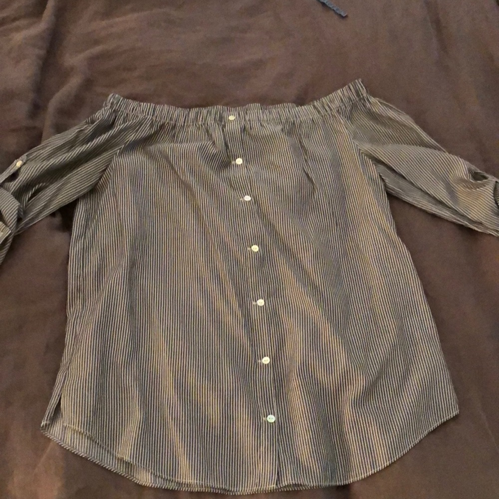 Off shoulder grey button down blouse